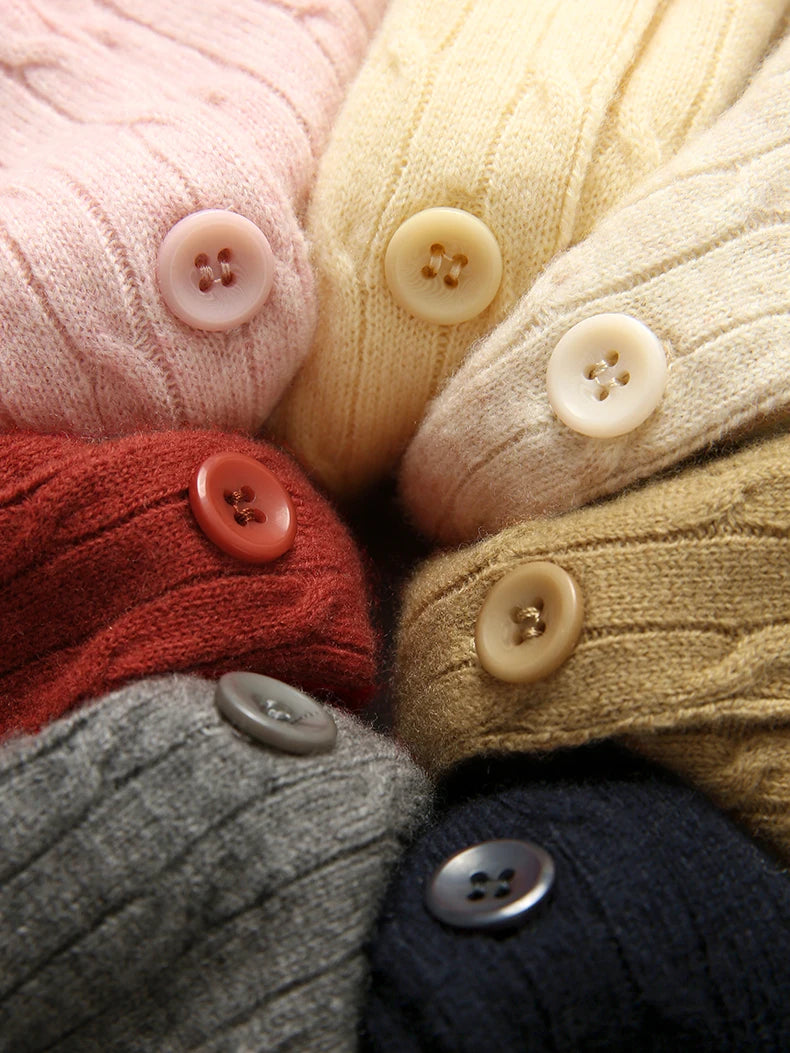 Women’s 100% Merino Wool Cable Knit Cardigan