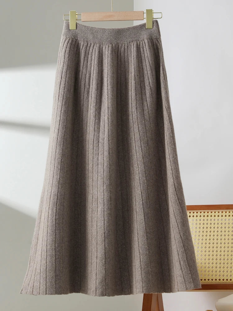 Women’s 100% Merino Wool Pleated A-Line Skirt
