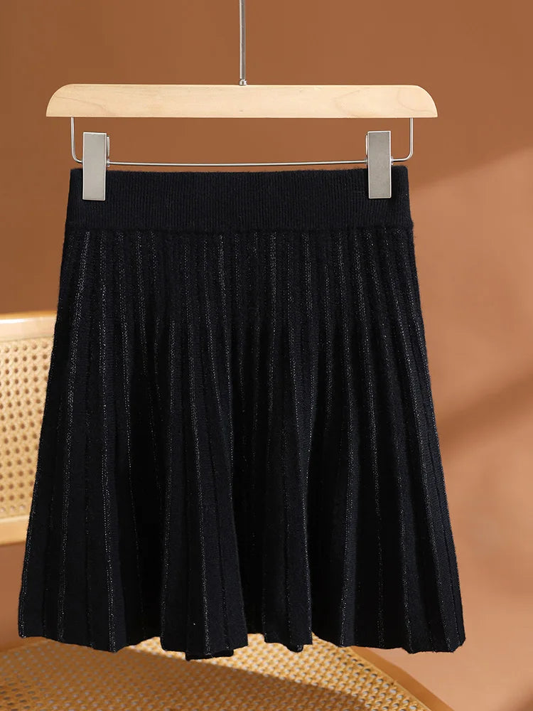 Women’s 100% Merino Wool Pleated Mini Skirt